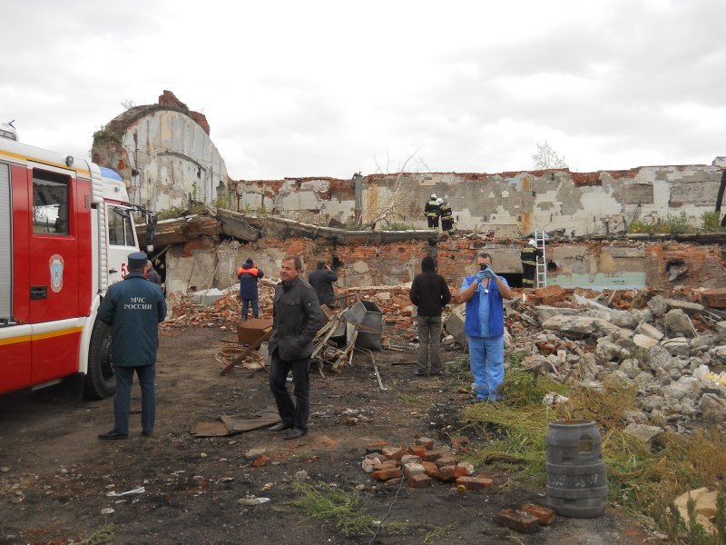 Стена здания обрушилась в Новосибирске